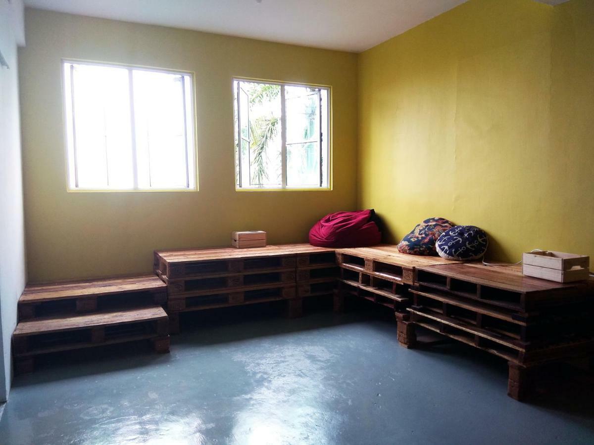 Sandakan Backpackers Hostel מראה חיצוני תמונה