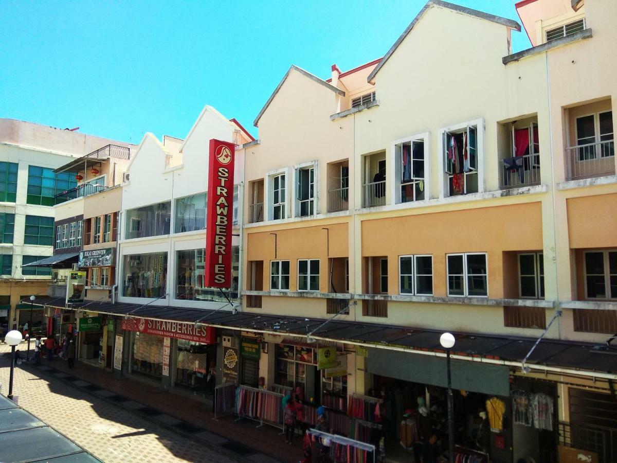 Sandakan Backpackers Hostel מראה חיצוני תמונה