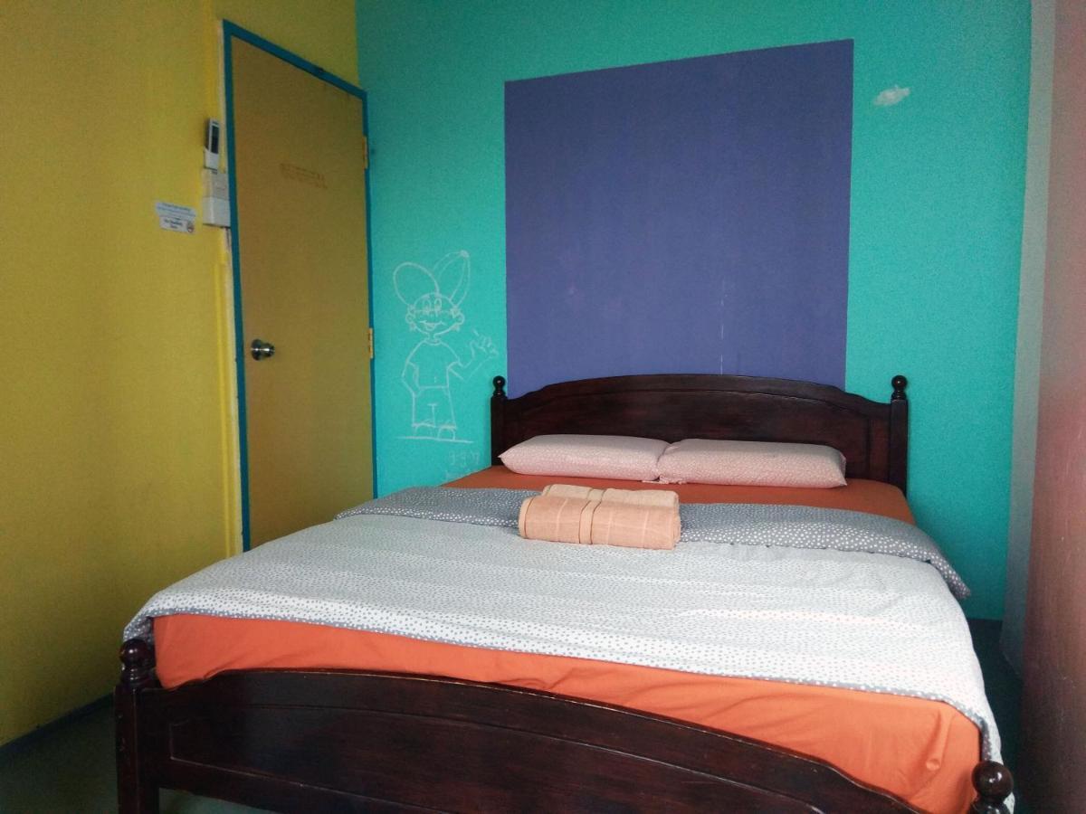 Sandakan Backpackers Hostel מראה חיצוני תמונה