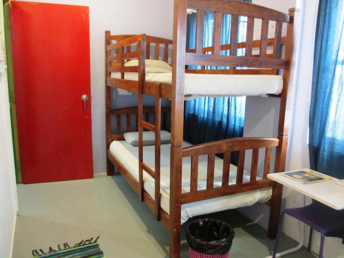 Sandakan Backpackers Hostel מראה חיצוני תמונה